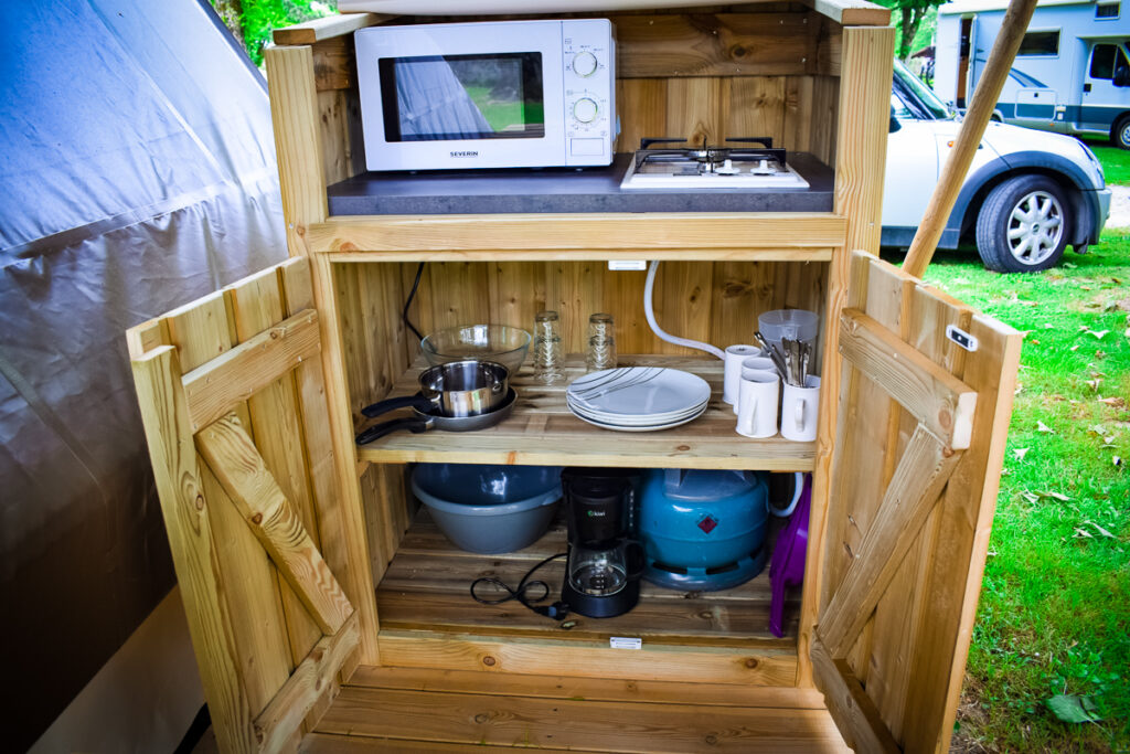 Camping des Ribières Tente Randonneur Kitchen Invent