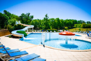Saint Avit loisirs pool Area