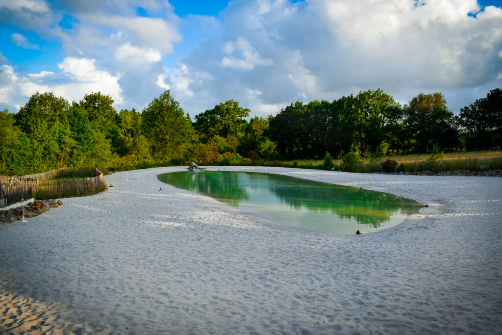 lagoon lake pool and beach at garangeoire