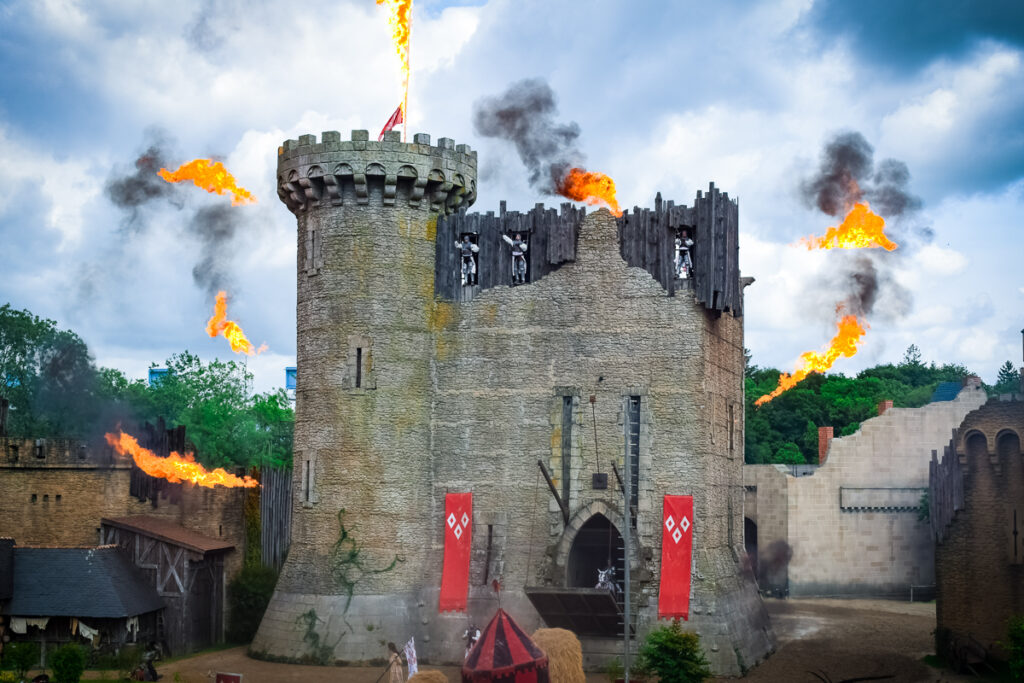 the shows at Puy du Fou with fire and people climbing walls