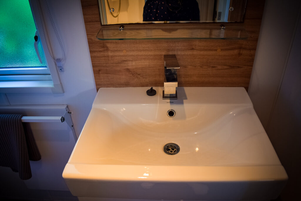 sink in the aspect mobile home