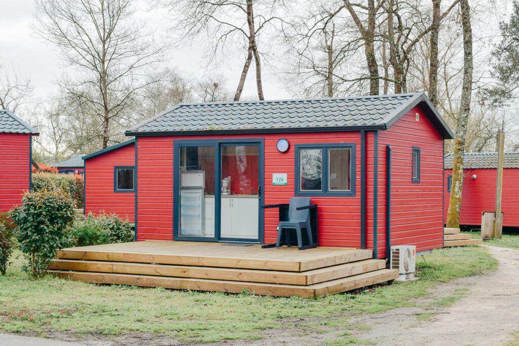 cottage saint-emilion mobile home at the yelloh village lac du bordeaux campsite