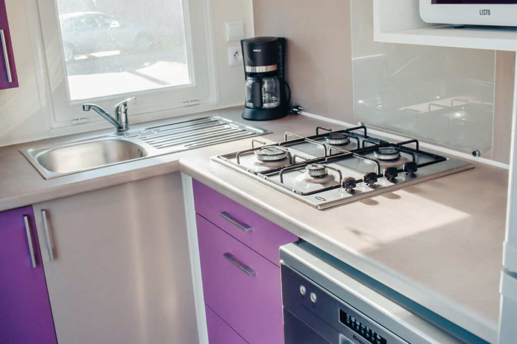 Kitchen equipment in the cottage loupiac bordeaux lac yelloh village campsite