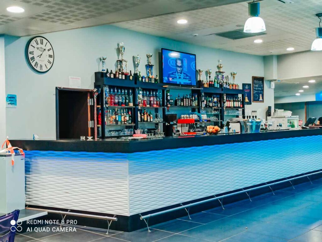 the inside bar area at Camping de l'ocean Brem Sur Mer