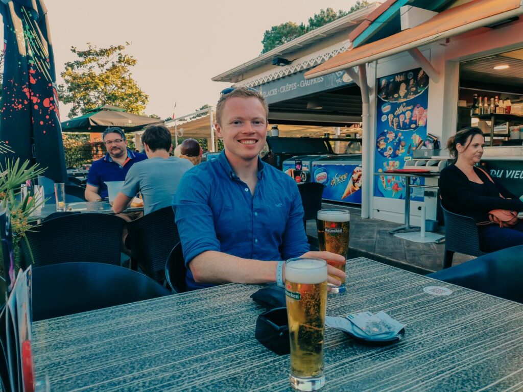 Mike at the bar area drinking a heineken at camping le vieux port by Resasol in Messanges, Landes department, France