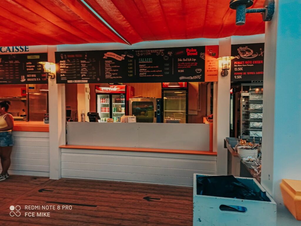 Snack bar and menu at camping le vieux port by Resasol in Messanges, Landes department, France