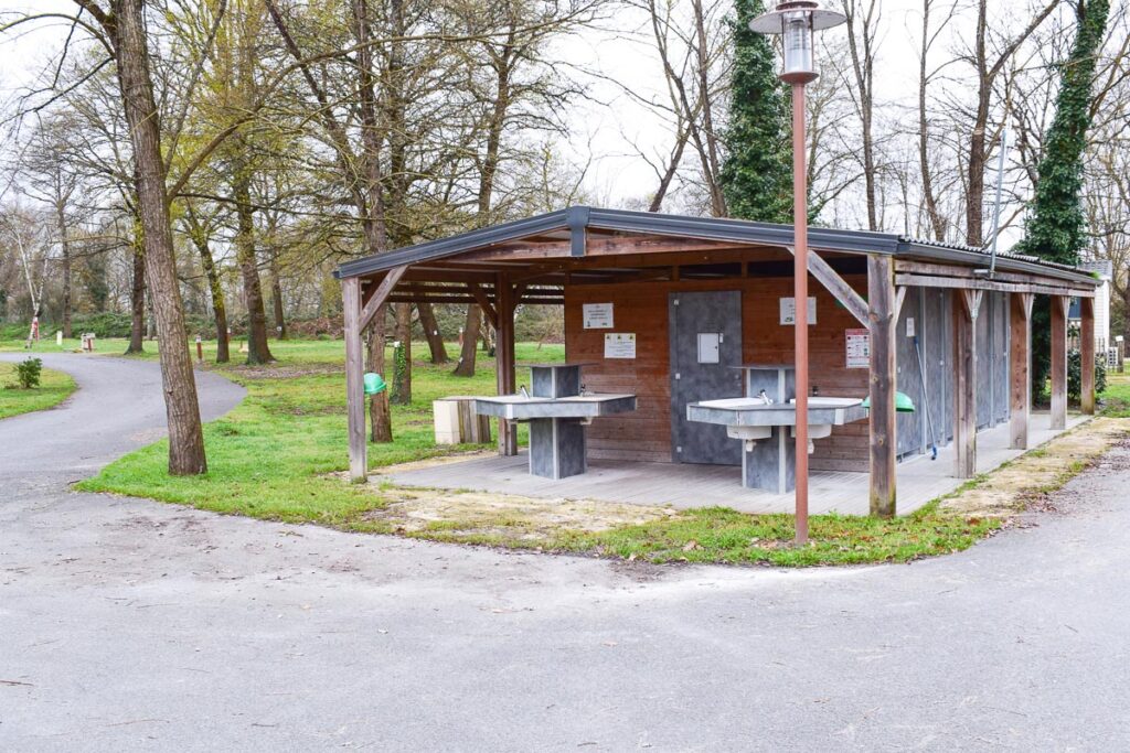 Shower Block at Yelloh Village Camping Bordeaux Lac (13)