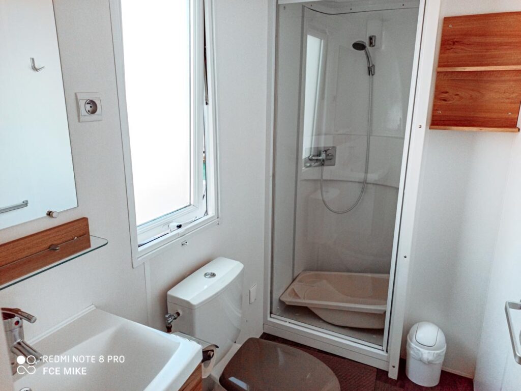 bathroom in our Eurocamp PREMIUM (Formerly Azure Plus) 2 bedroom from Eurocamp at Camping des menhirs