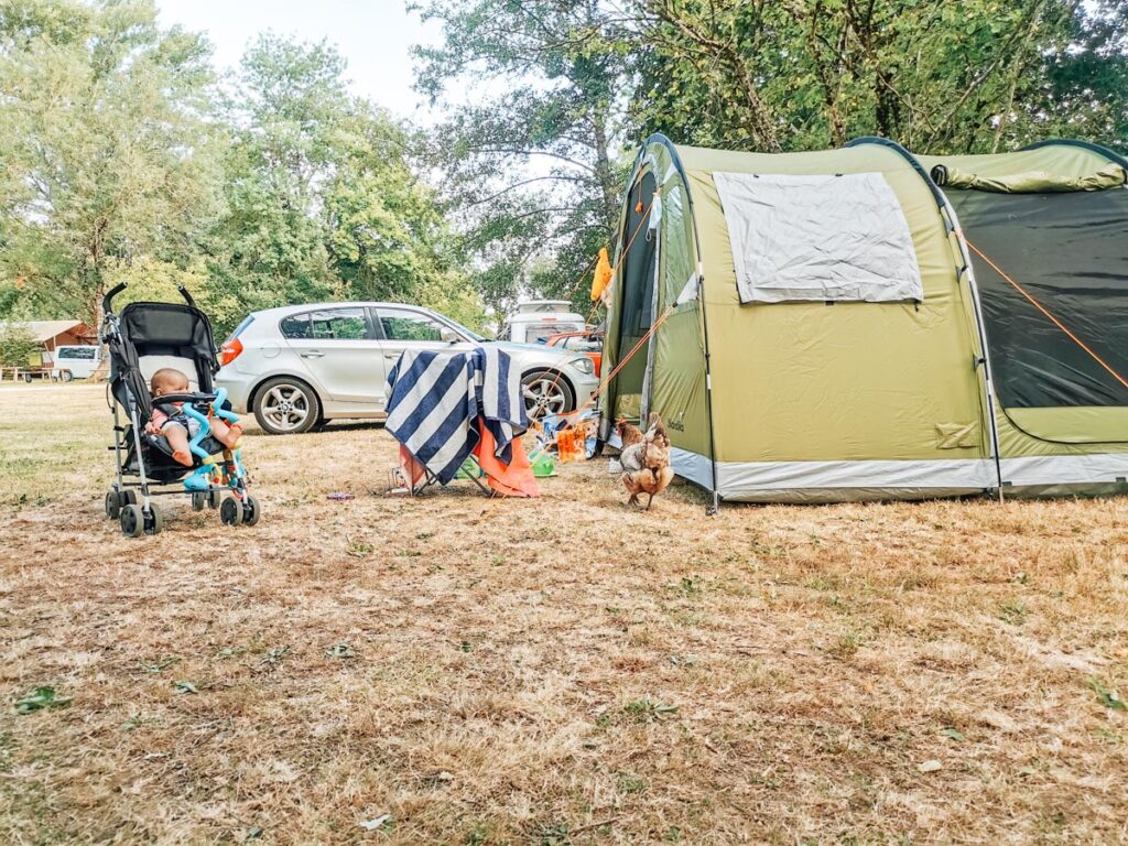 Baby at camping de civray-01