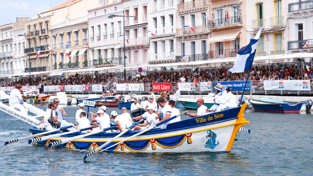 water canal jousting in the town of sete