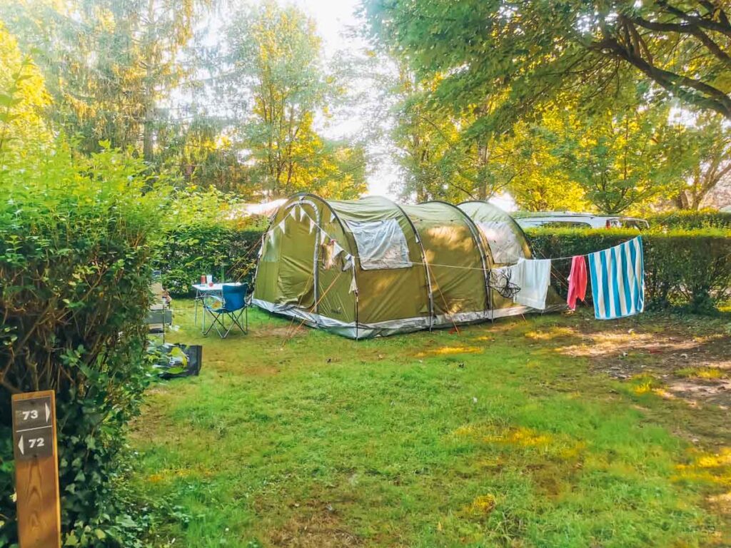 Our camping emplacement with our skandika gotland 5 tent on at camping la roche posay yelloh village