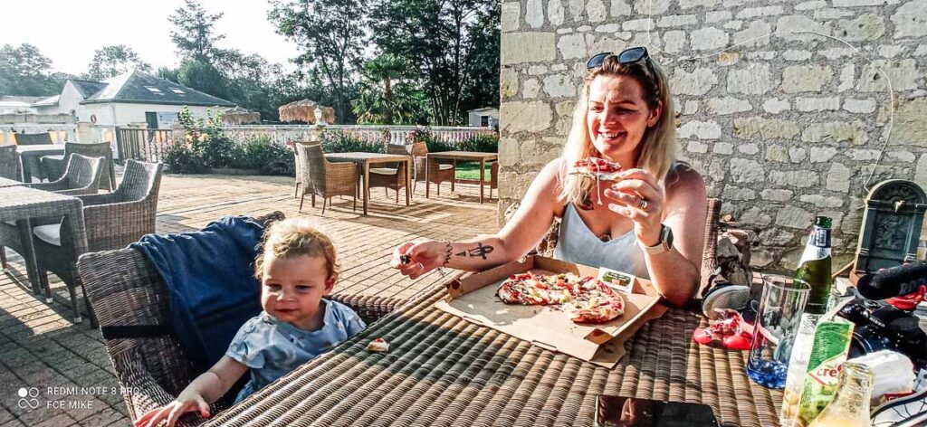 pizza-from-the-campsite-takeaway-at-domaine-de-la-breche