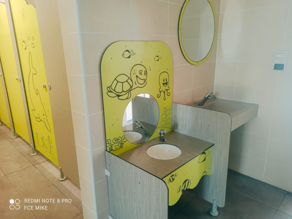 kids toilet block at Marvilla parks le soleil des landes campsite (19)