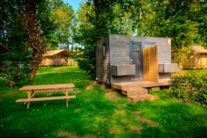 premium camping emplacement with shared sanitary facilities
