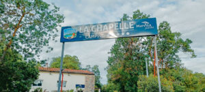 sign at entrance of la chapelle campsite
