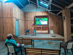 TV room at Le Lac des 3 Vallées