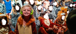 the lion king stage show at Le Lac des 3 Vallées