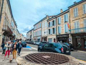 beautiful town of lectoure near Le Lac des 3 Vallées