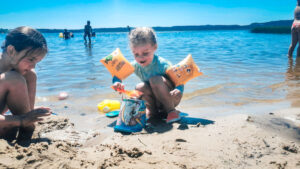 Playing in the sand at lac de leon