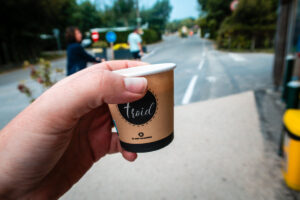 morning coffee on le col vert