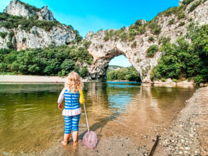 pont d'arc scenery