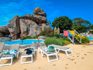 jacuzzi pools at le ranolien