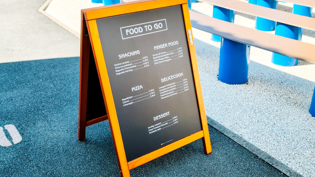 Snack menu at the bar of Camping Bel