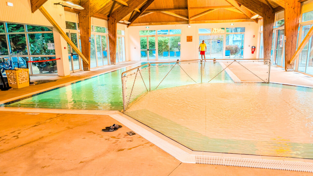 Indoor swimming pool at Eurocamp la grande metairie campsite