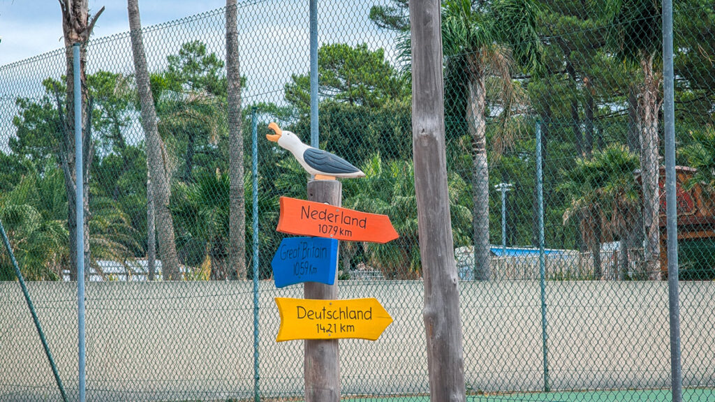 seagul wooden statue at the cote d'argent play area