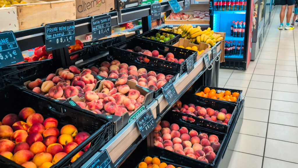 Peaches in the campsite shop at Camping Côte d'Argent